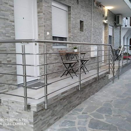 Lavim Apartments 시키아 외부 사진