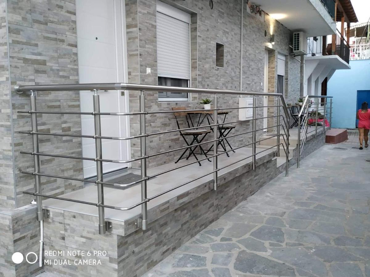 Lavim Apartments 시키아 외부 사진